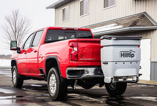 jauns Hilltip IceStriker™ 120, 200 and 300 tailgate spreader for pickup trucks uzkarams smilšu kaisītājs