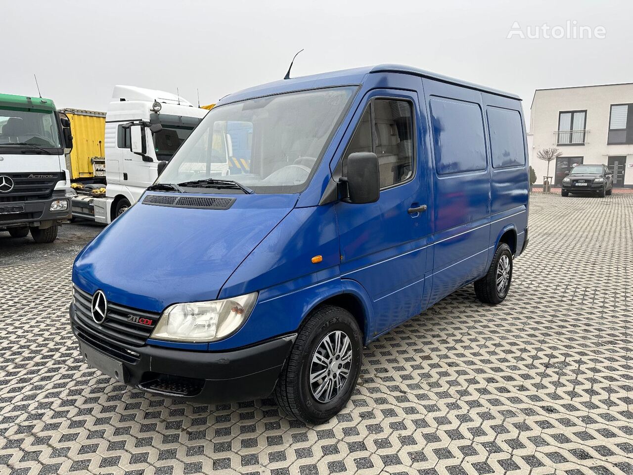 микроавтобус фургон Mercedes-Benz 211 CDI