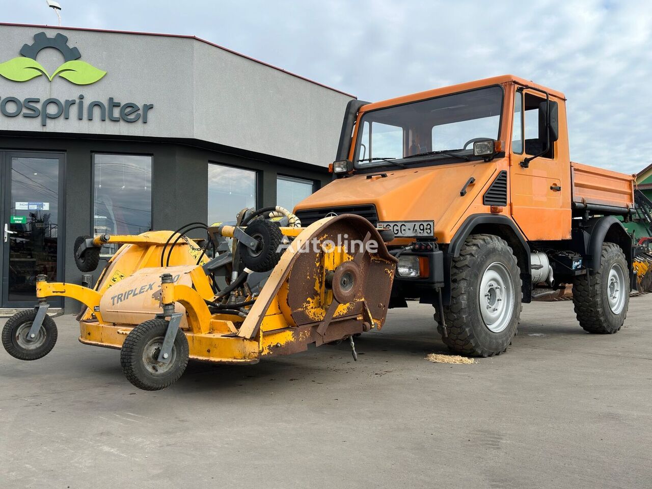 Mercedes-Benz Unimog 408/10 sniega tīrītājs