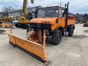 Mercedes-Benz Unimog U 1450 universālā komunālā mašīna