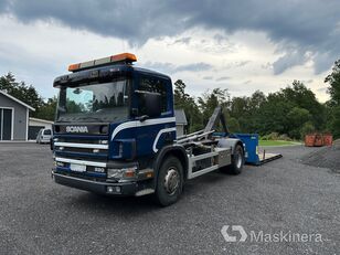 Scania P94 kravas automašīna pacēlājs ar āķi