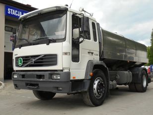 VOLVO FL 220 pienvedējs