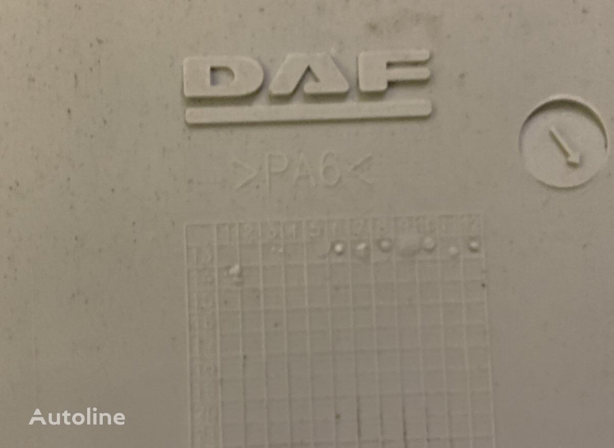 DAF XF106 (01.14-) 1919462 auto jumta lūka paredzēts DAF XF106 (2014-) vilcēja
