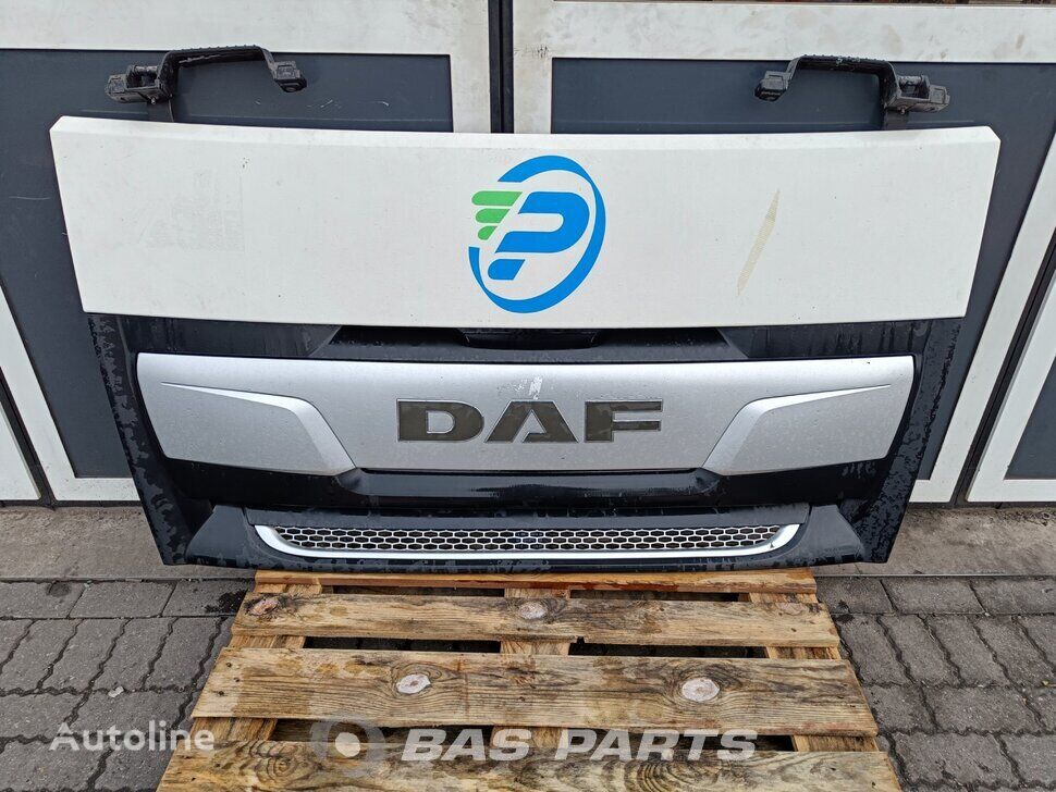 DAF XF106 radiātora režģis paredzēts DAF XF106 kravas automašīnas