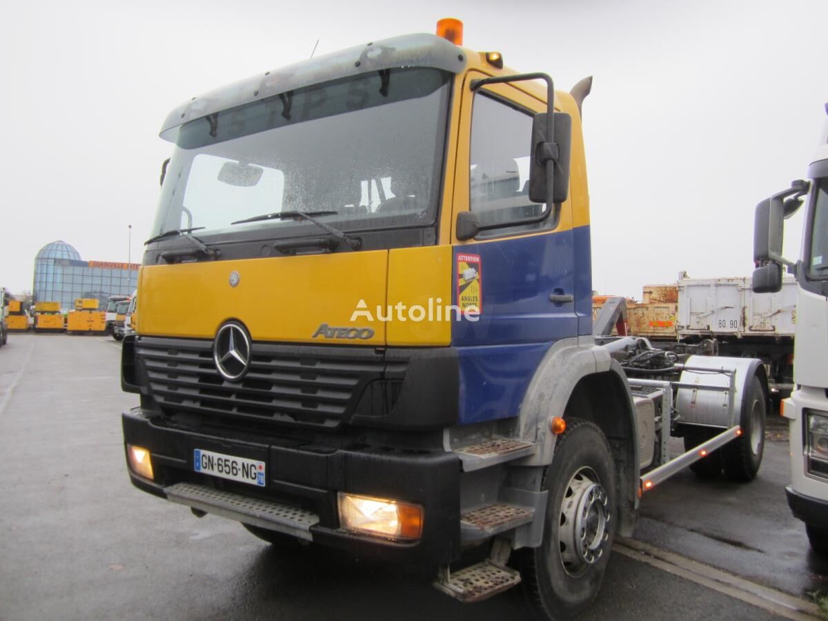 самосвал Mercedes-Benz Atego 1823