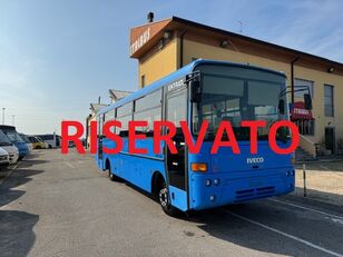 IVECO 100 E starppilsētu piepilsētas autobuss