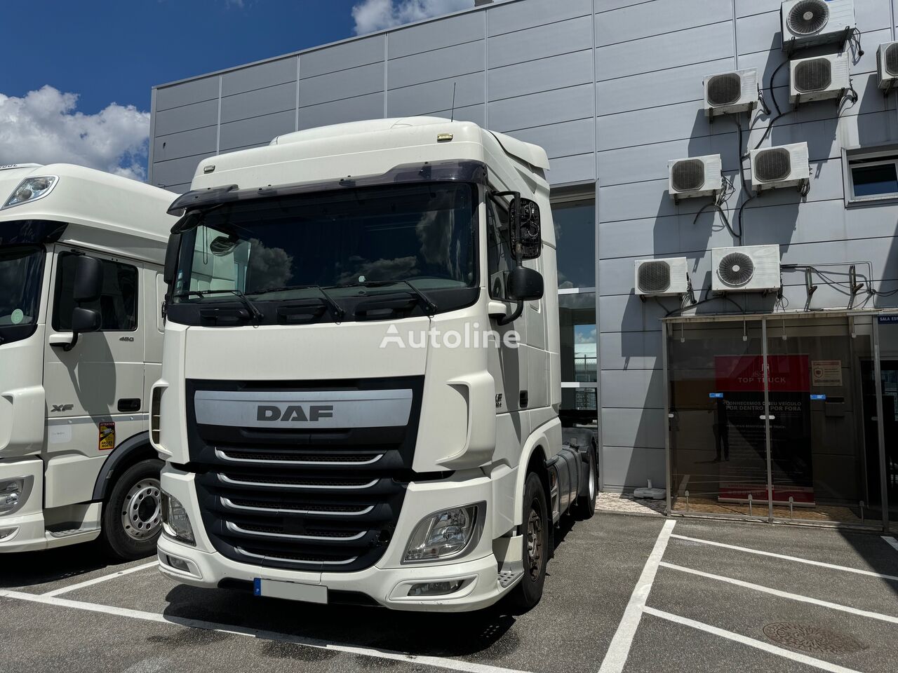 тягач DAF XF 106 460