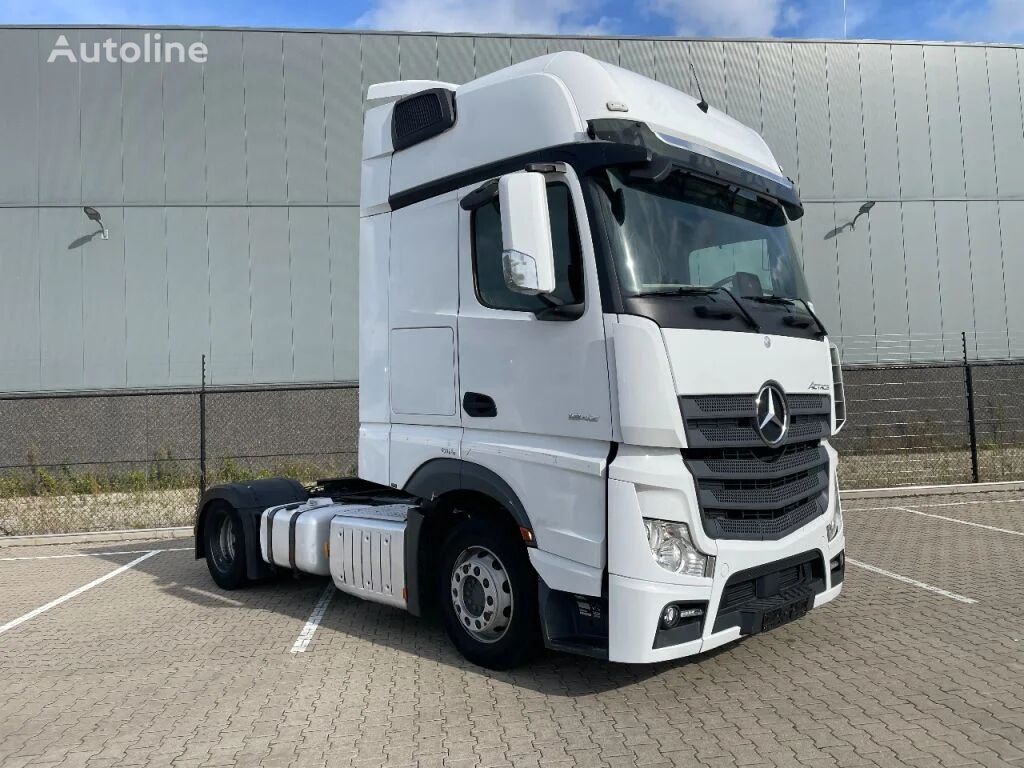 тягач Mercedes-Benz Actros 1842 Gigaspace / 2 units available