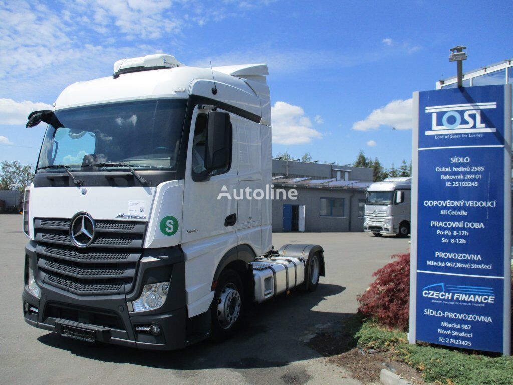 Mercedes-Benz Actros 1845   vilcējs