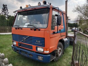 Volvo FL10 320 vilcējs