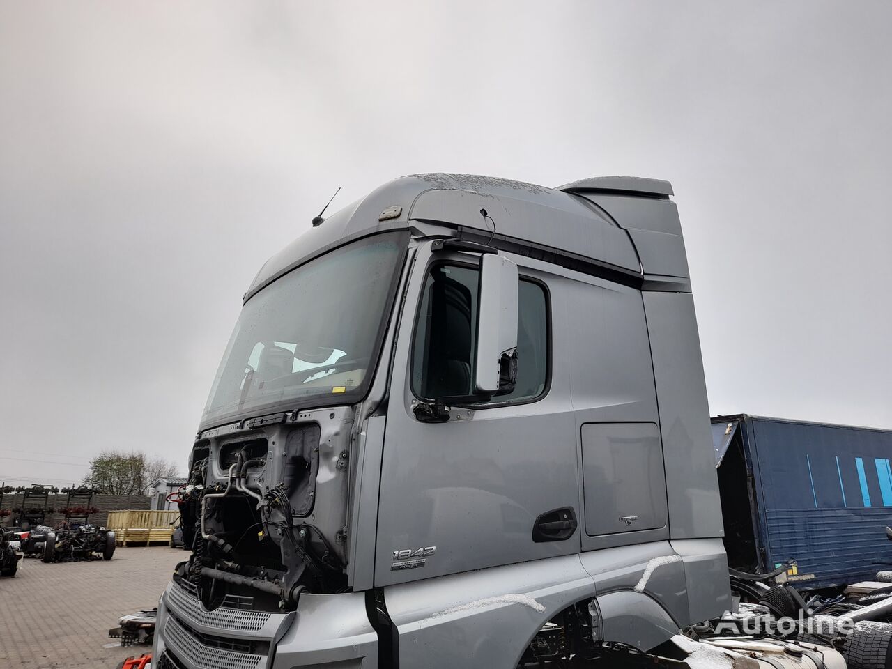 кабина Mercedes-Benz Actros MP4 0006000101 для тягача Mercedes-Benz Actros MP4